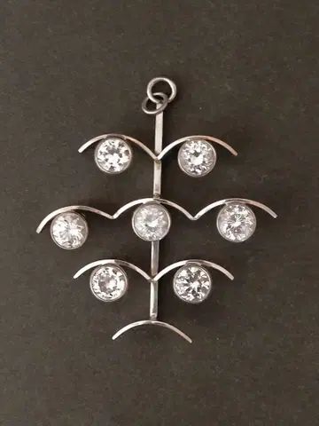 북유럽 핀란드 K. Salovaara 락 크리스탈 펜던트 탑