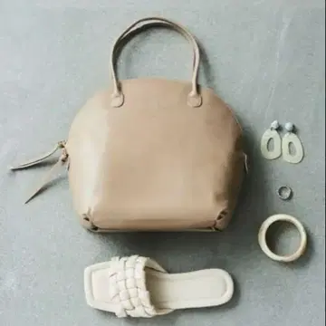 타이드웨이 베이지 라운드형 핸드백