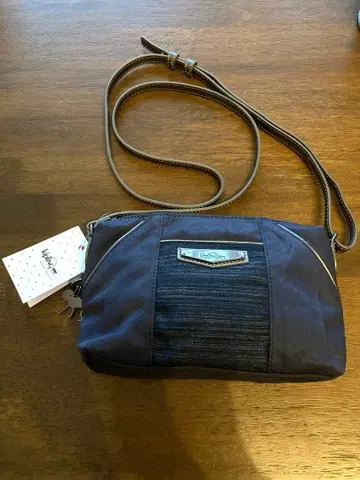 Kipling 숄더백 참 포함