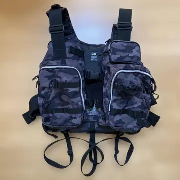 다이와 플로팅 베스트 카모 패턴 낚시용 조끼