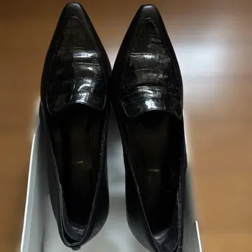 일본제 블랙 FIZZREEN 가죽 하이힐 펌프스 21.5 EEE