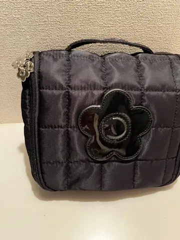 MARY QUANT 마리콴트 트래블 파우치 미사용 새상품 블랙