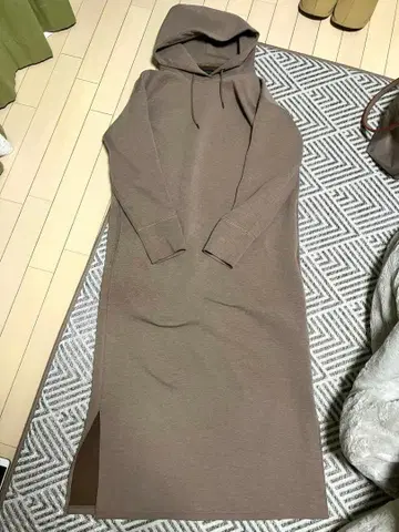 어반 리서치 맨투맨 롱 원피스