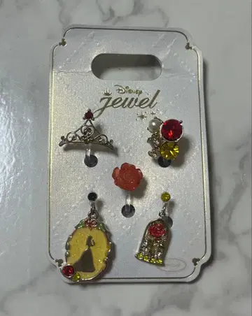 미녀와 야수 귀찌 디즈니 스토어