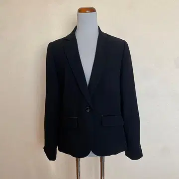 [ 새상품급 ] SUGRE 테일러드 자켓 블랙 19ABR