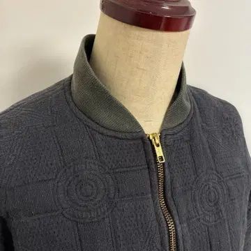 블랙 퀼팅 봄버 자켓