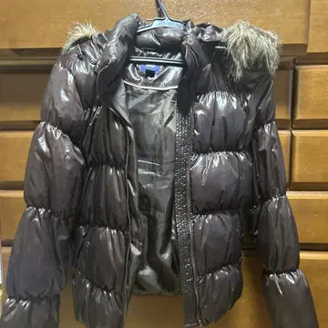 브라운 후드 부착 다운 자켓 Y2k