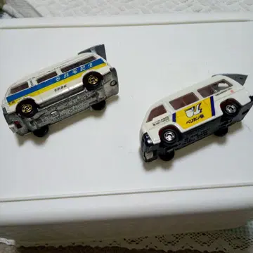 토미카 미니카 버스 디자인 화이트 2대 세트 일본제