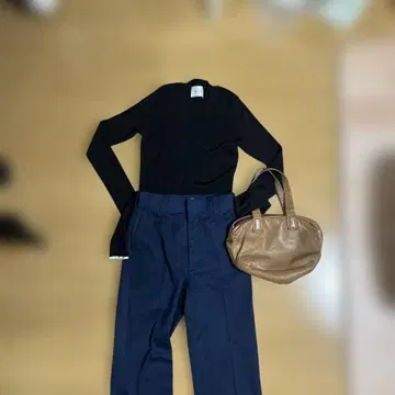 BEIGE.블랙, 리브 니트