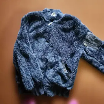 Champion 퍼 소재 자켓 L