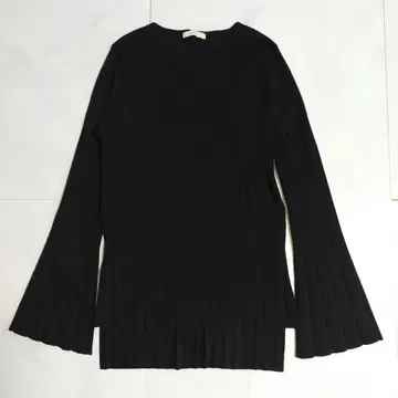 르필 LE PHIL 소매 플레어 리브 니트 풀오버 블랙