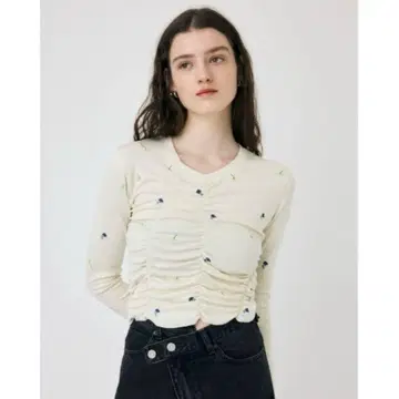 MOUSSY 플로럴 랜덤 개더 롱 슬리브 티셔츠