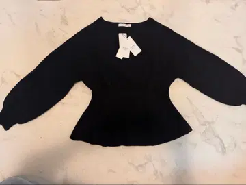 택 포함 새상품 FENNEL 헤플럼 니트 블랙