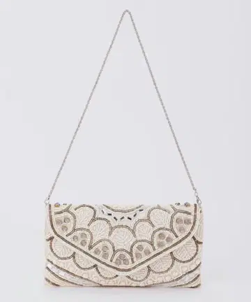 새상품 NOCTILUC 노크틸카 비즈 자수 레터 클러치백 58142