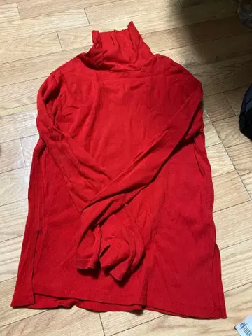 하이넥 리브 티셔츠 레드 빨간색 티셔츠