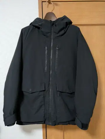 UNIQLO 하이브리드 다운 파카 3D 컷