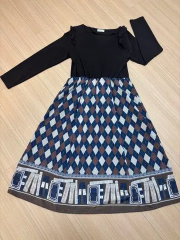 axes femme 프릴 롱 원피스