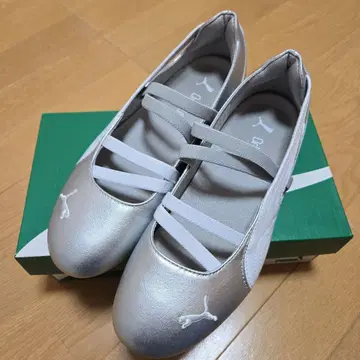 PUMA 실버 스트랩 발레 슈즈 UK5 24cm
