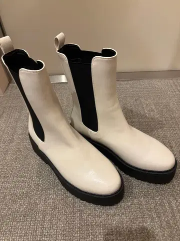 ORientalTRaffic 사이드 고어 부츠 화이트 23~23.5cm