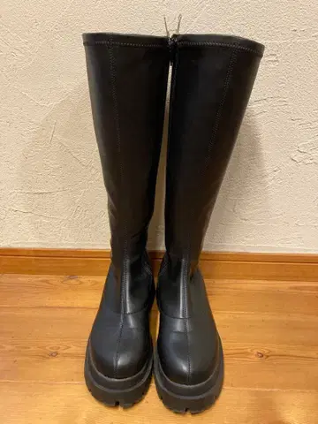 헤더 통굽 블랙 롱 부츠 M 사이즈