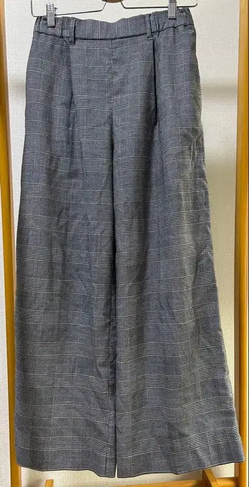 체크 무늬 와이드 팬츠 그레이 계열