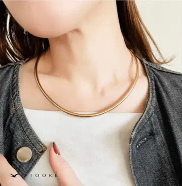 STOORK Metal Curve Choker 골드
