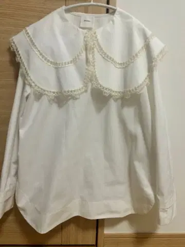 shirocon 레이스 포함 화이트 셔츠 긴팔