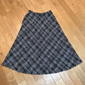 NATURAL BEAUTY 체크 무늬 플레어 스커트 M