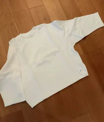 23구 상의 맨투맨 32