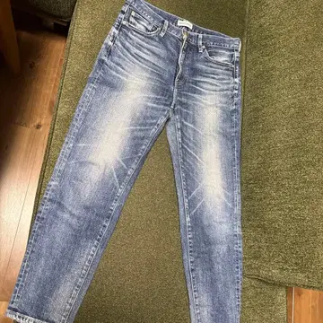 RED CARD 테이퍼드 데님