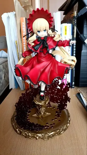 로젠 메이든 진홍 피규어