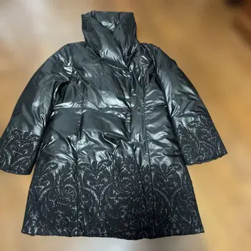 블랙 다운 자켓