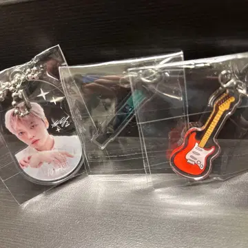 김재중 RE:VERIE 가챠 회장 한정판 아크릴 키링