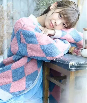 [ 새상품급 ] 지브리 하울의 움직이는 성 마법사 하울 가디건