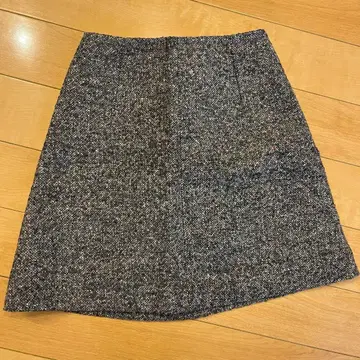 COS 그레이 계열 트위드 스커트