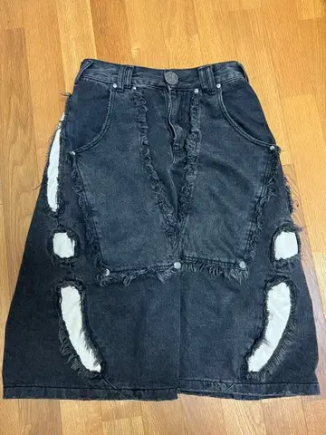 skoot UNDERWORLD JORTS