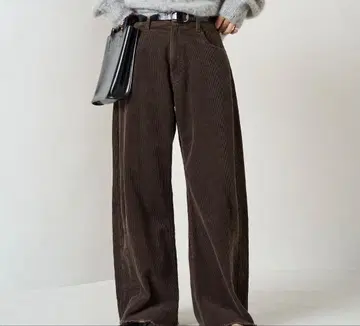 프릭스스토어 코듀로이 커브 팬츠 브라운