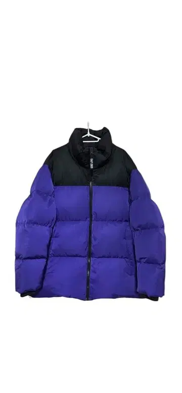GAP 갭 새상품급! 다운 자켓 size M 새상품급! 블랙 보라색