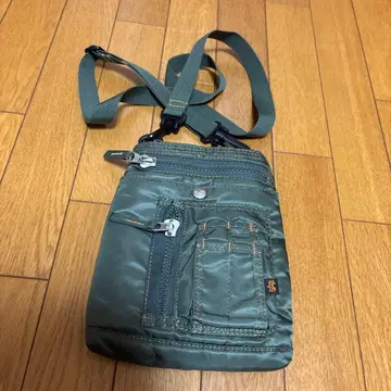 새상품급 ALPHA INDUSTRIES 사코슈