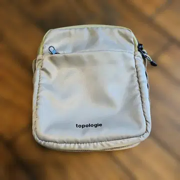 topologie 틴 박스 숄더백