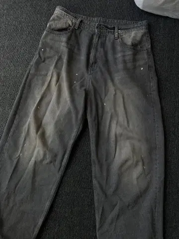 coor Dirty Embo Regular Washing Jeans L