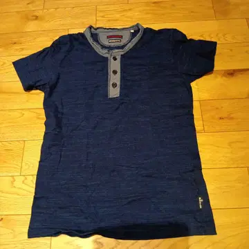 할리우드 런치 마켓 T셔츠