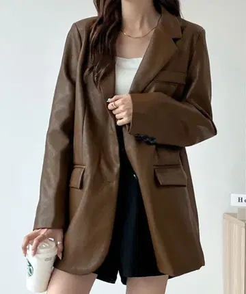 브라운 가죽 자켓