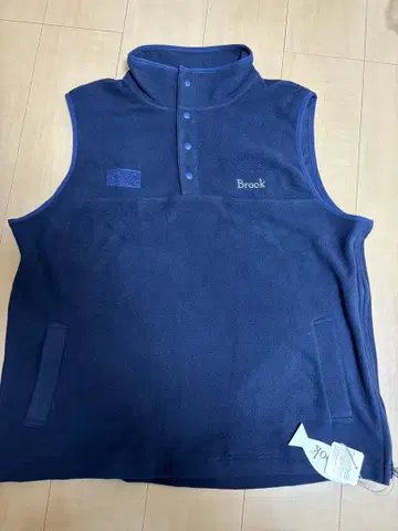 브룩 네이비 플리스 베스트 수납 봉투 포함