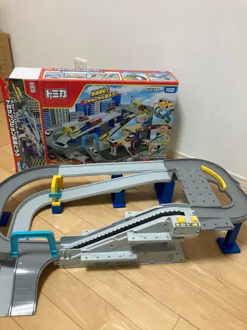 토미카 액션 고속도로