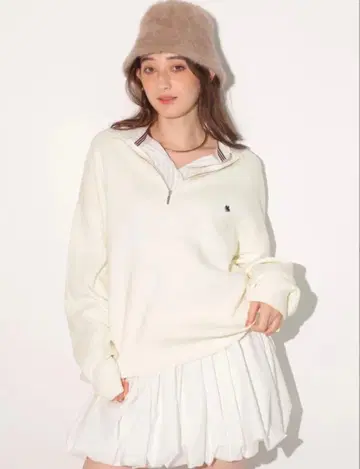 리랜드트루 폴로 콜라보 하프 지퍼 니트 오프화이트 M