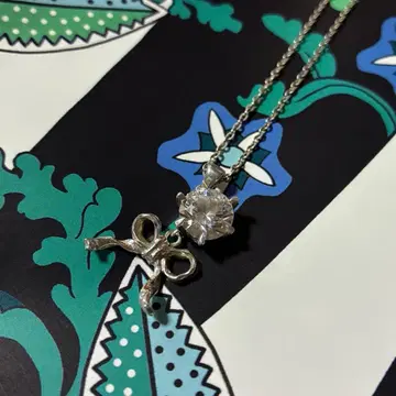 [ e.m. ] 리본 모티브 지르코니아 목걸이