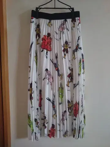 쿨 레어 플리츠 롱 스커트