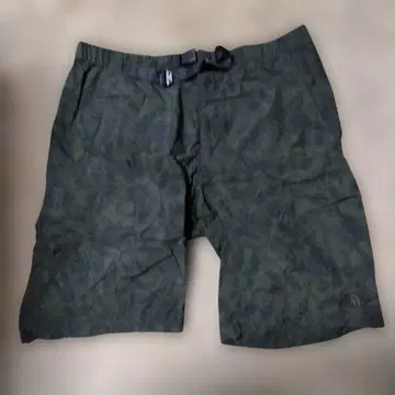 새상품급 다크 그린 카모플라쥬 숏팬츠 남성용