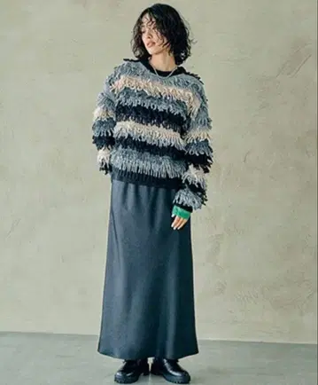 (미사용) LEPSIM 렙심 스트레치 새틴 스커트 2 블랙